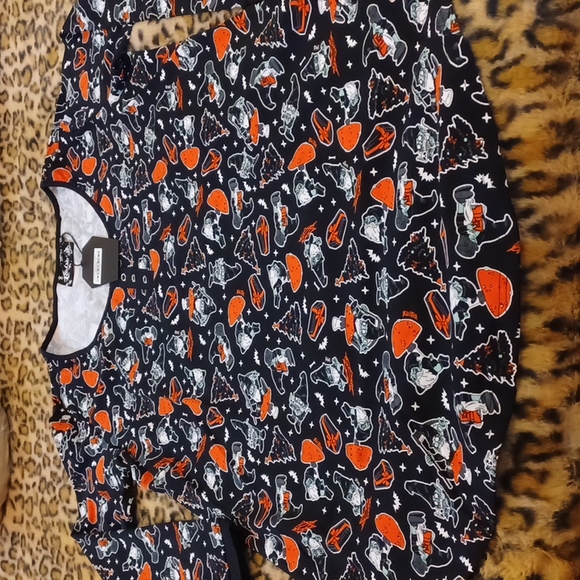 NWT KILLSTAR 2X SLEEPDRESS LONG-SLEEVED SUPER SOFT AND STRETCHY BLACK WITH ORANG - Picture 3 of 8